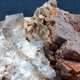 limonite after Siderite, QuartzSaurüssel, Zona Mörchner, Zemmgrund, Valle Ziller (Zillertal), Tirol Norte, Tirol, Austria7 x 4 cm (Author: Volkmar Stingl)