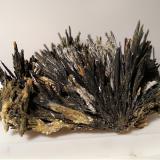 Stibnite, KlebelsbergiteMina Niccioleta, Massa Marittima, Provincia Grosseto, Toscana, Italia47 x 35 mm (Author: Sante Celiberti)