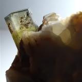 Elbaite, Quartz, MuscoviteFonte del Prete, San Piero in Campo, Campo nell'Elba, Isla de Elba, Provincia Livorno, Toscana, Italia43 x43 mm (Author: Sante Celiberti)