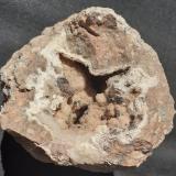 Quartz, Hematite<br />Friedrichroda, Gotha District, Thuringia/Thüringen, Germany<br />6 x 6 cm<br /> (Author: Volkmar Stingl)