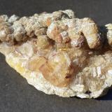Fluorite, Siderite<br />Sauberg Mine, Ehrenfriedersdorf, Erzgebirgskreis, Saxony/Sachsen, Germany<br />5,5 x 3,5 cm<br /> (Author: Volkmar Stingl)