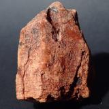 Tremolita<br />Zona Antanimenabe, Sahatsiho Ambohimanjaka, Distrito Ambositra, Región Amoron'i Mania, Madagascar<br />4,5 x 4 x 2 cm<br /> (Autor: Frederic Varela)