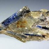 CianitaAlpe Sponda - Pizzo Forno, Valle Chironico, Leventina, Ticino (Tessin), Suiza6 x 4 cm. (Autor: Antonio P. López)