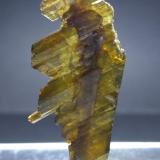 EpidoteSollnkar, Krimml, Distrito Zell am See, Salzburgo/Salzburg, Austria36,5 x 20 mm (Author: Sante Celiberti)