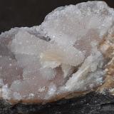 Heulandite, QuartzWildon (Weitendorf), Distrito Leibnitz, Estiria/Steiermark, Austria19 x 8 cm (Author: Volkmar Stingl)