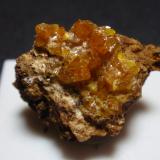 Mimetita<br />Mina Pingtouling, Liannan, Prefectura Qingyuan, Provincia Guangdong, China<br />25x20 mm<br /> (Autor: Ignacio)