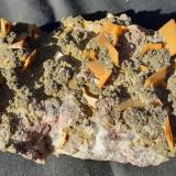 Wulfenite, Vanadinite (variety Endlichite)Erupción Mine (Ahumada Mine), Los Lamentos Mountain Range, Municipio Ahumada, Chihuahua, Mexico15 x 7 cm (Author: Volkmar Stingl)