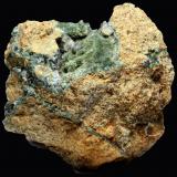 Pumpellyita<br />Cantera Páramo, Cortijo Calvillo, Fuente Camacho, Loja, Comarca Loja, Granada, Andalucía, España<br />45 x43 x 28 mm.<br /> (Autor: José Luis Zamora)
