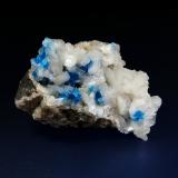 Cavansita y Stilbita-Ca (Estilbita-Ca)Canteras Wagholi, Wagholi, Distrito Pune (Distrito Poonah), Maharashtra, India6 x 4 cm. (Autor: Antonio P. López)