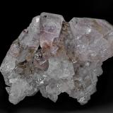 Quartz<br />Reel Mine, Iron Station, Lincoln County, North Carolina, USA<br />12.5 x 9.8 x 3.4 cm<br /> (Author: am mizunaka)