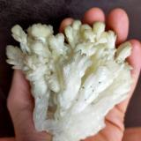 Calcita<br />Mina Gran, Mines Can Palomeres, Malgrat de Mar, Comarca Maresme, Barcelona, Cataluña / Catalunya, España<br />12 x 10cm<br /> (Autor: heat00)