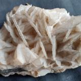 Calcite<br />Příbram, Central Bohemia Region, Bohemia, Czech Republic<br />9 x 7 cm<br /> (Author: Volkmar Stingl)