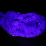 Fluorite<br />Mandronarivo area, Beroroha District, Atsimo-Andrefana Region, Madagascar<br />103mm x 48mm x 35mm. Main cube 23mm x 18mm<br /> (Author: Firmo Espinar)