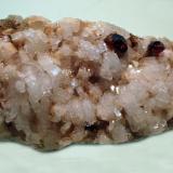 Almandino (Grupo Granate)Can Vernenc, Montnegre Mountains, La Batllòria, Sant Celoni, Comarca Vallès Oriental, Barcelona, Catalonia / Catalunya, Spain25 x 10 mm (Autor: Joan Niella)