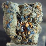 Cuarzo (variedad azul) y Dolomita<br />Doleritas de Los Vives, Cerro del Agudo, Los Vives, Orihuela, Comarca Vega Baja del Segura, Alicante / Alacant, Comunidad Valenciana / Comunitat Valenciana, España<br />7 x 5 cm<br /> (Autor: Pedro Antonio)