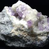 Quartz (variety amethyst), CalciteCapurru Quarry, Osilo, Sassari Province, Sardinia/Sardegna, Italy11 x 7,5 cm (Author: Sante Celiberti)