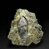 Quartz (variety smoky quartz), Wavellite<br />Slate Mountain, Slate Mountain District, El Dorado County, California, USA<br />4.5 x 4.5 x 3.5 cm<br /> (Author: am mizunaka)