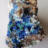 Linarita y Malaquita.<br />Mina Los Azules, Quebrada San Miguel, Provincia Copiapó, Región Atacama, Chile<br />3,5 x 2,5 cm.<br /> (Autor: Rafael varela olveira)