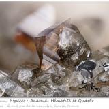AnataseGrand Pic de la Lauzière, Macizo La Lauzière, Saint-Jean-de-Maurienne, Saboya, Auvergne-Rhône-Alpes, Franciafov 4.2 mm (Author: ploum)