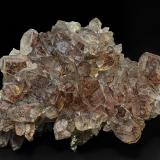 Quartz, Hematite<br />Gouverneur Talc Company No. 4 Quarry, Diana Township, Lewis County, New York, USA<br />9.6 x 7.0 cm<br /> (Author: am mizunaka)