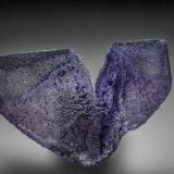 Fluorite<br />Elmwood Mine, Carthage, Central Tennessee Ba-F-Pb-Zn District, Smith County, Tennessee, USA<br />6.7 x 7.6 cm<br /> (Author: am mizunaka)