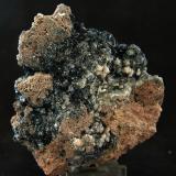 Hematites y Calcita<br />Minas Nuestra Señora del Carmen, La Celia, Jumilla, Comarca Altiplano, Región de Murcia (Murcia), España<br />10 x 9 cm<br /> (Autor: Pedro Antonio)