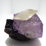 Calcite on Fluorite on Sphalerite<br />Elmwood Mine, Carthage, Central Tennessee Ba-F-Pb-Zn District, Smith County, Tennessee, USA<br />4.5 x 4.5 cm for the fluorite cube<br /> (Author: Jean Suffert)