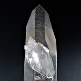 Quartz<br />Collier Creek Mine, Mount Ida, Montgomery County, Arkansas, USA<br />130 mm x 44 mm x 35 mm<br /> (Author: Don Lum)