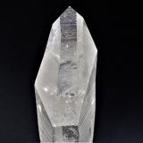 Quartz<br />Collier Creek Mine, Mount Ida, Montgomery County, Arkansas, USA<br />130 mm x 44 mm x 35 mm<br /> (Author: Don Lum)