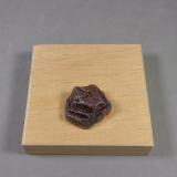 WurtzitaMerelani, Montes Lelatema, Distrito Simanjiro, Región Manyara, Tanzania2,4 x 1,9 x 1 cm. (Autor: J. G. Alcolea)