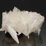 Bulfonteinite<br />Shijiangshan Mine, Yinwu, Linxi, Ulanhad League, Inner Mongolia Autonomous Region, China<br />3.3 x 3.0 cm<br /> (Author: Michael Shaw)