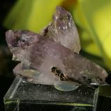 Cuarzo (variedad amatista).<br />Cerro de la Concordia, Piedra Parada (Las Vigas), Municipio Tatatila, Veracruz (Veracruz de Ignacio de la Llave), México<br />5 cm. cristal mayor.<br /> (Autor: Rafael varela olveira)