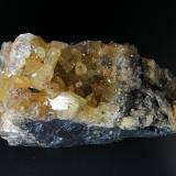 Anglesita<br />Pozo IX (Puit IX), Touissit, Distrito Touissit, Provincia Jerada, Región Oriental, Marruecos<br />9 x 4 cm.<br /> (Autor: Antonio P. López)