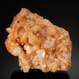 Analcime and Stilbite<br />Pinnacle Island, Five Islands, Cumberland County, Nova Scotia, Canada<br />5.1 x 3.8 cm<br /> (Author: Michael Shaw)