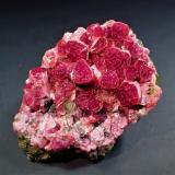 Elbaite (Tourmaline Group)<br />Antsira, Sahatany Valley (Mt. Ibity), Vakinankaratra Region, Madagascar<br />46 mm x 34 mm x 21 mm<br /> (Author: Don Lum)