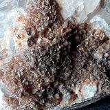 Eosphorite, Quartz<br />Ilha claim, Taquaral, Itinga, Vale do Jequitinhonha, Minas Gerais, Brazil<br />6,5 x 5 cm<br /> (Author: Volkmar Stingl)