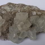 Fluorite, Quartz<br />Wudun Quarry, Wuyishan, Nanping Prefecture, Fujian Province, China<br />7 x 5 cm<br /> (Author: Volkmar Stingl)