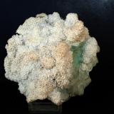 Fluorita y Cuarzo<br />China<br />13 x 11 cm<br /> (Autor: Pedro Antonio)