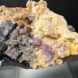 Fluorapatite, Quartz (variety smoky), K-FeldsparChumar Bakhoor, Valle Hunza, Distrito Nagar, Gilgit-Baltistan (Áreas del Norte), Paquistán72 x 52 mm (Author: Sante Celiberti)