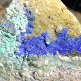 Linarite, Brochantite, FluoriteMina Santa Lucia, Fluminimaggiore, Provincia Sud Sardegna, Cerdeña/Sardegna, Italia74 x 38 mm (Author: Sante Celiberti)