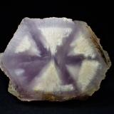 Quartz (variety amethyst variety trapiche)<br />Huanggang Mines, Hexigten Banner (Kèshíkèténg Qí), Chifeng (Ulanhad), Inner Mongolia Autonomous Region, China<br />64 mm x 44 mm x 42 mm<br /> (Author: Don Lum)