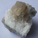Calcite, Quartz, Pyrite<br />Baimashan tunnel (construction site), Qianbaxia, Wuyishan, Nanping Prefecture, Fujian Province, China<br />4,5 x 4,5 cm<br /> (Author: Volkmar Stingl)