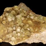 Fluorite<br />Hirschkarkogel, Gastein Valley, St. Johann im Pongau, Hohe Tauern, Salzburg, Austria<br />35 x 27 mm<br /> (Author: Gerhard Brandstetter)