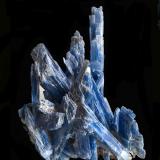 Kyanite<br />Barra de Salinas, Coronel Murta, Vale do Jequitinhonha, Minas Gerais, Brazil<br />17 X 14 X 9 cm<br /> (Author: Jean Suffert)