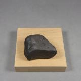 Tantalita-(Mn)<br />Gravas Casiterita Mumba, Mumba, Territorio Masisi, Provincia Kivu del Norte (Kivu), República Democrática del Congo (Zaire)<br />3,9 × 2,7 × 2,2 cm.  92,76 g.<br /> (Autor: J. G. Alcolea)