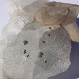 Calcite, Fluorite, Chalcopyrite<br />Yongping, Yanshan, Shangrao Prefecture, Jiangxi Province, China<br />3,5 x 3 cm<br /> (Author: Volkmar Stingl)