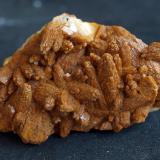 Calcita<br />Cantera Casablanca, Lloma Alta, Les Boqueres, San Vicente del Raspeig/Sant Vicent del Raspeig, Comarca Campo de Alicante, Alicante / Alacant, Comunidad Valenciana / Comunitat Valenciana, España<br />5.5 x 3.5 cm<br /> (Autor: Pedro Antonio)