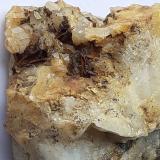 Quartz, limonite after Hematite<br />Möseralm, Fiss, Landeck District, North Tyrol, Tyrol/Tirol, Austria<br />5,5 x 5 cm<br /> (Author: Volkmar Stingl)