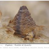 Rutile<br />Vallon de la Valette, La Lauzière Massif, Saint-Jean-de-Maurienne, Savoie, Auvergne-Rhône-Alpes, France<br />fov 4.5 mm<br /> (Author: ploum)