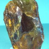 ÁmbarSumatra, Provincia Islas mayores de la Sonda, Indonesia5 x 3 x 2,5 cm. (Autor: Felipe Abolafia)